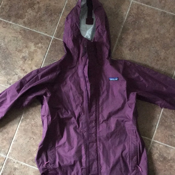 Patagonia Jackets & Blazers - Patagonia rain coat